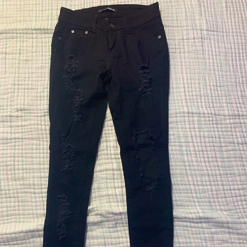 (NEVER WORN) Cute black jeans from fashion nova